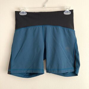 Lululemon Train Times Womens Bike Shorts 6" Inseam Luxtreme Nile Blue Athletic